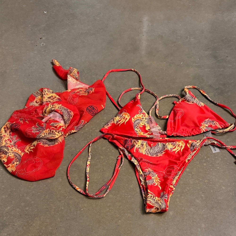 SHEIN Red Dragon Print Bikini Set